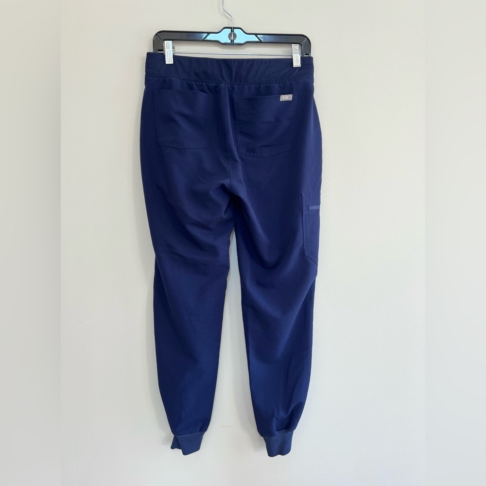 FIGS Zamora Jogger Scrub Pants in Navy Blue, Size Small - Picture 2 of 9